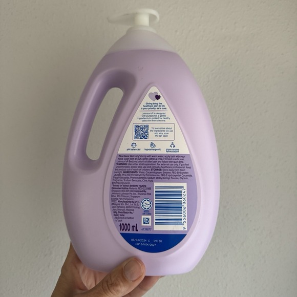 Johnson's Bedtime Baby Bath 1000ml Jumbo Pump Included No Parabens No Dyes - Picture 3 of 3